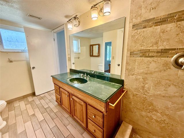 7607 VIENNA LANE, Port Richey, FL 34668