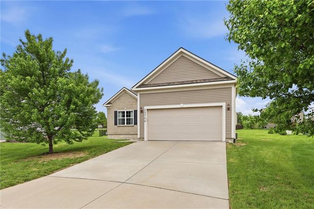 23706 W 88th Terrace, Lenexa, KS 66227