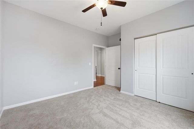 23706 W 88th Terrace, Lenexa, KS 66227