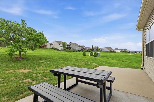 23706 W 88th Terrace, Lenexa, KS 66227