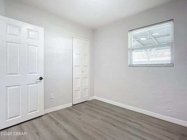 736 N Segrave Street, Daytona Beach, FL 32114