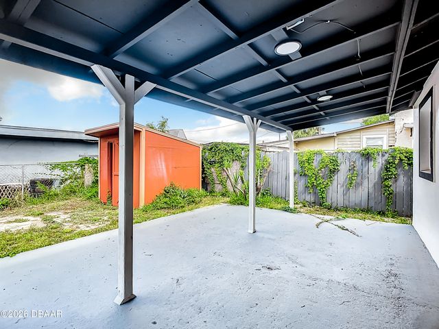 736 N Segrave Street, Daytona Beach, FL 32114