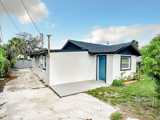 736 N Segrave Street, Daytona Beach, FL 32114