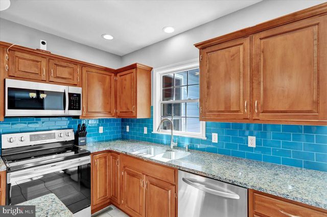4189 HILL TERRACE DR, Sinking Spring, PA 19608