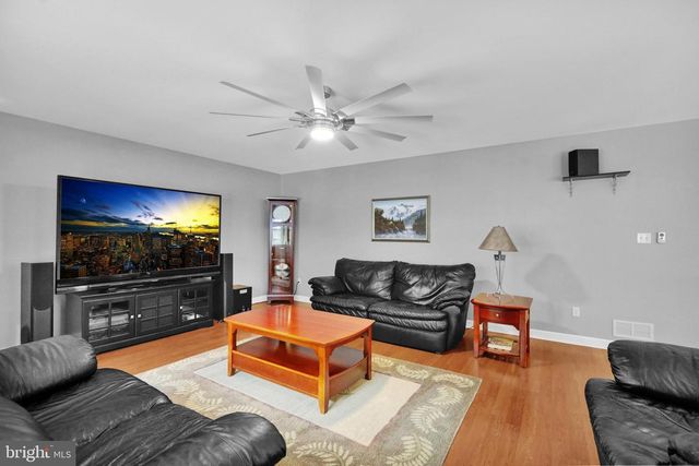 4189 HILL TERRACE DR, Sinking Spring, PA 19608