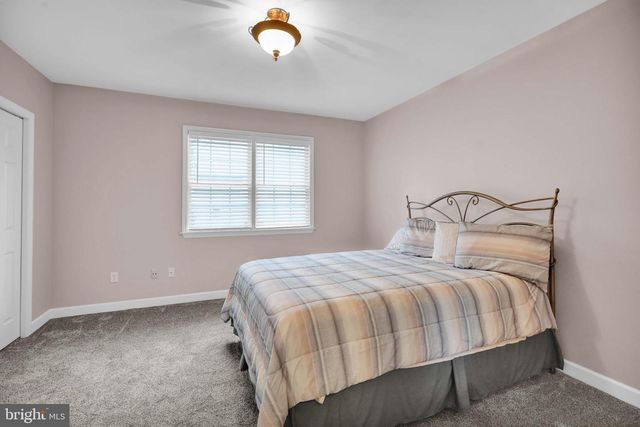 4189 HILL TERRACE DR, Sinking Spring, PA 19608