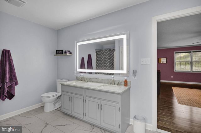 4189 HILL TERRACE DR, Sinking Spring, PA 19608