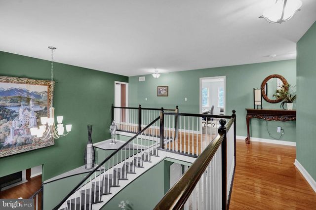 4189 HILL TERRACE DR, Sinking Spring, PA 19608
