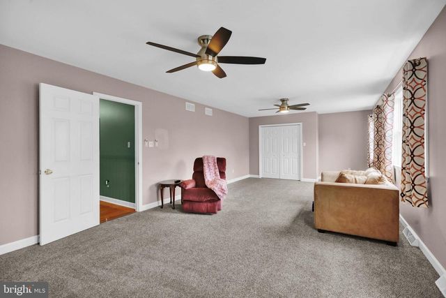 4189 HILL TERRACE DR, Sinking Spring, PA 19608