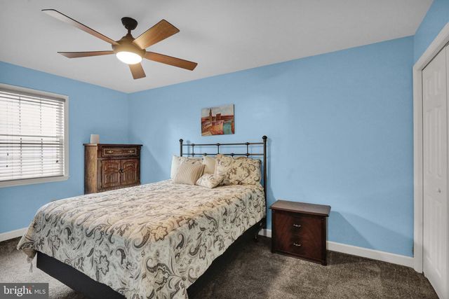 4189 HILL TERRACE DR, Sinking Spring, PA 19608