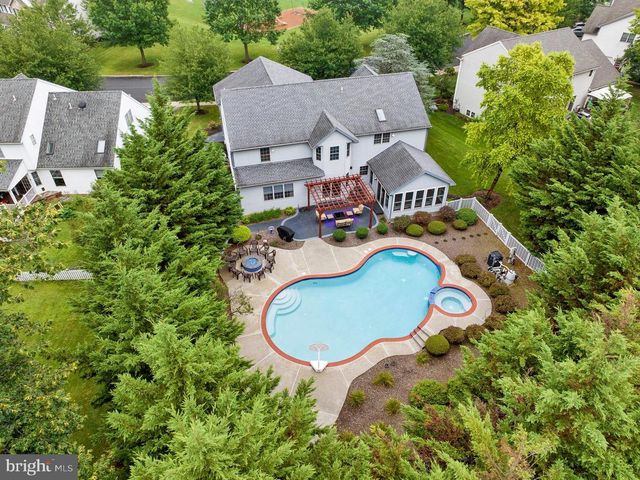 4189 HILL TERRACE DR, Sinking Spring, PA 19608