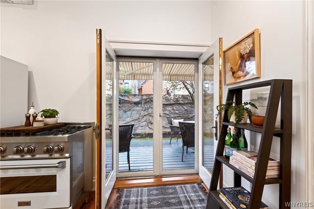 112 Johnson Park, Buffalo, NY 14201