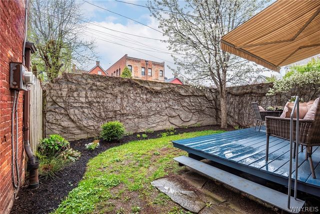 112 Johnson Park, Buffalo, NY 14201