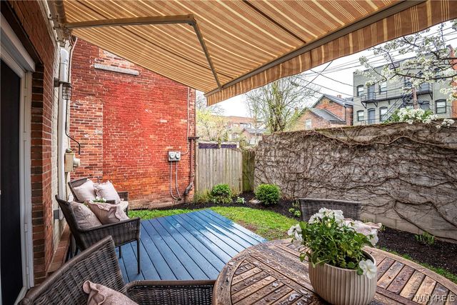 112 Johnson Park, Buffalo, NY 14201