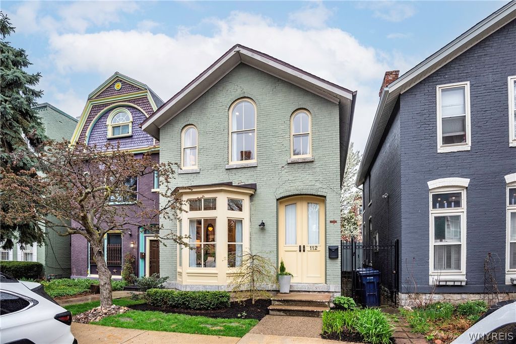 112 Johnson Park, Buffalo, NY 14201