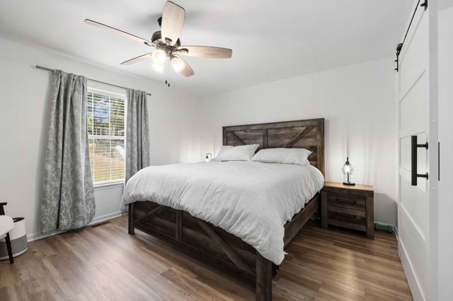26 Michell Drive, Taylors, SC 29687