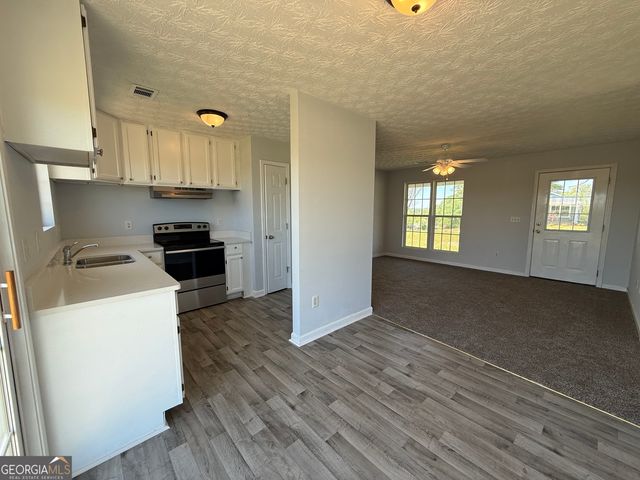 1005 Callaway Avenue, Lagrange, GA 30240
