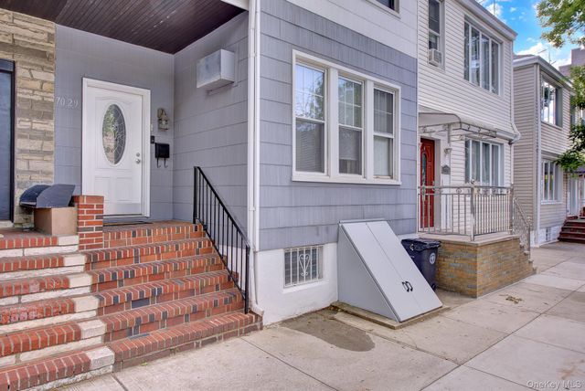 70-29 68 th Place, Glendale, NY 11385