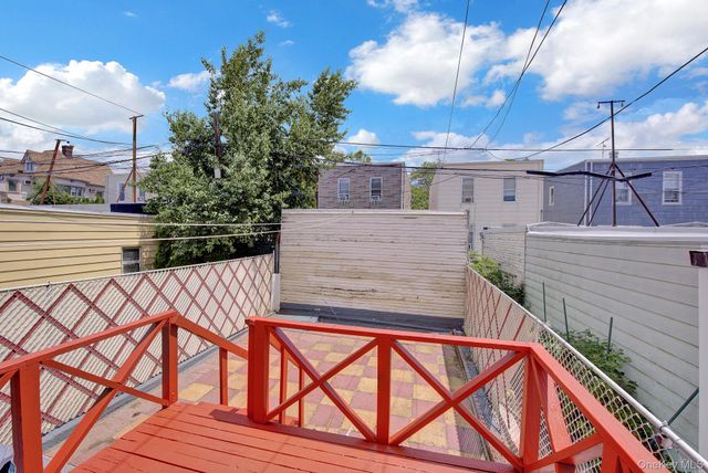 70-29 68 th Place, Glendale, NY 11385