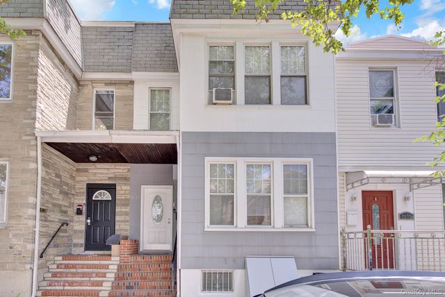 70-29 68 th Place, Glendale, NY 11385