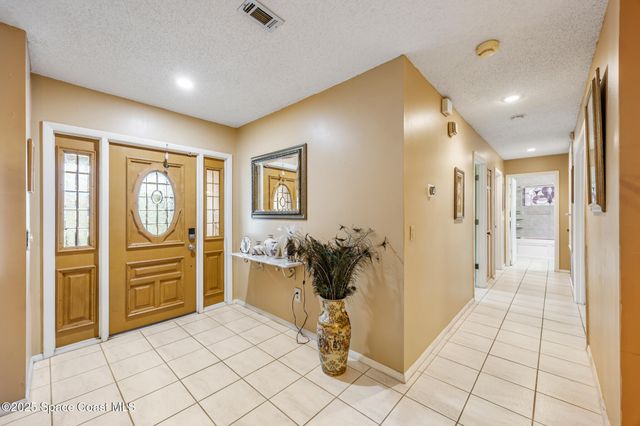 396 Port Malabar Boulevard NE, Palm Bay, FL 32905