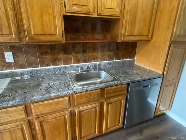 3 HOOK Road 56K, Poughkeepsie, NY 12601
