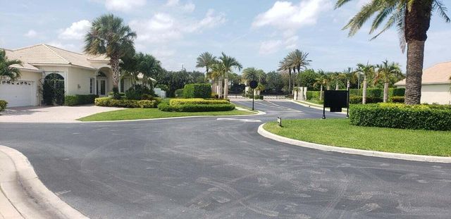 9091 Long Lake Palm Drive S, Boca Raton, FL 33496