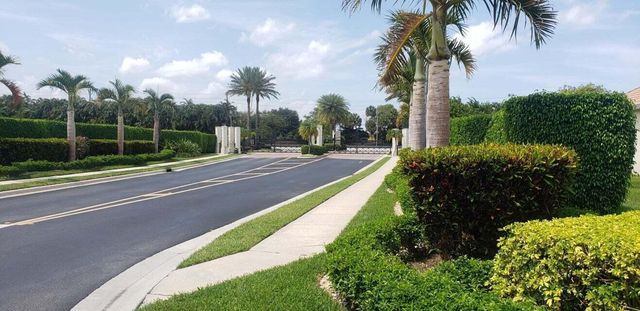 9091 Long Lake Palm Drive S, Boca Raton, FL 33496