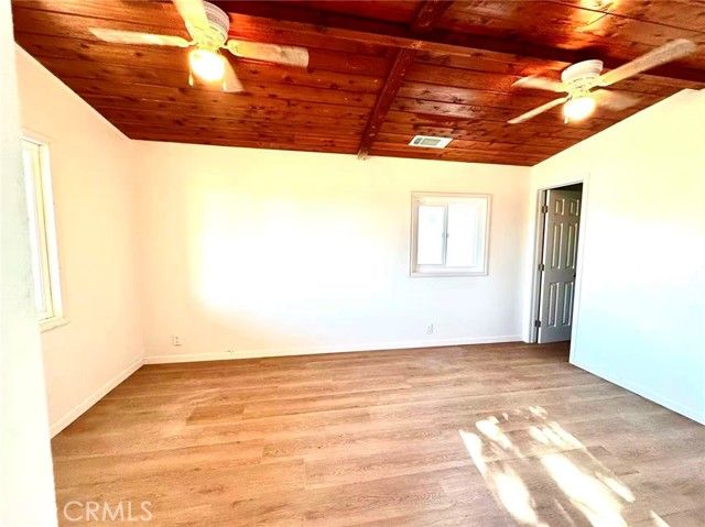 2002 N Woodridge, Hanford, CA 93230