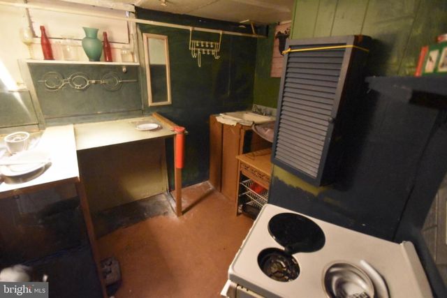 2038 MARSH RD, Wilmington, DE 19810