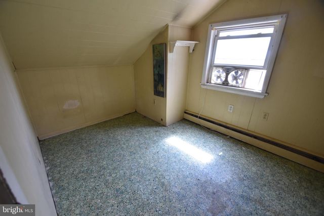 2038 MARSH RD, Wilmington, DE 19810