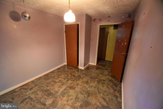 2038 MARSH RD, Wilmington, DE 19810