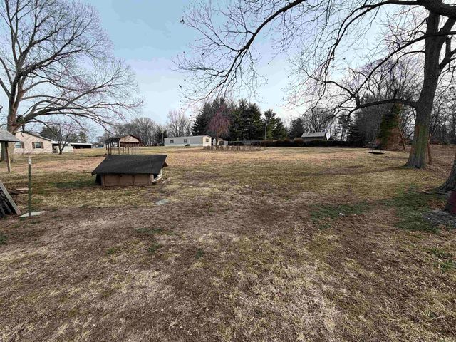 617 S Main Street, Owensville, IN 47665