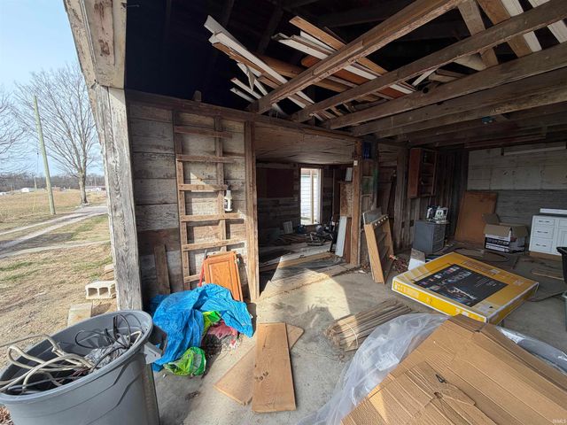 617 S Main Street, Owensville, IN 47665