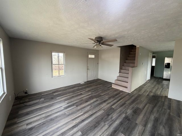 617 S Main Street, Owensville, IN 47665