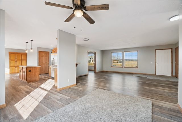 208 Northgate St NW, Shellsburg, IA 52332