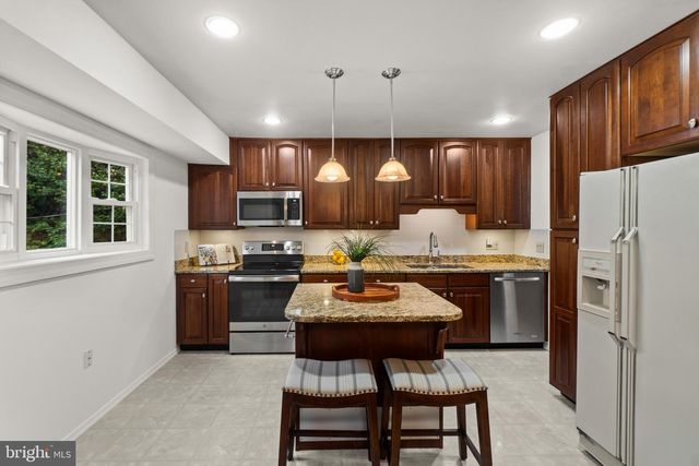626 EDWARDS RD, Annapolis, MD 21409