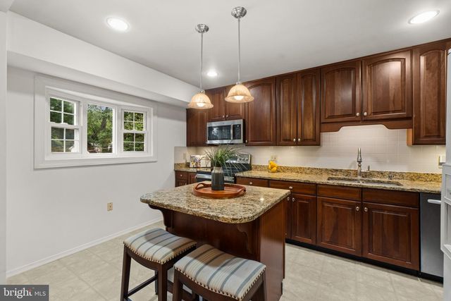 626 EDWARDS RD, Annapolis, MD 21409