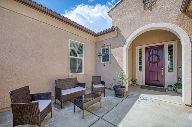 467 Heirloom Lane, Clovis, CA 93619