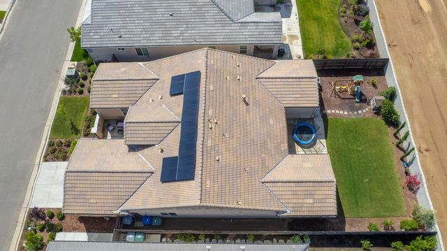 467 Heirloom Lane, Clovis, CA 93619
