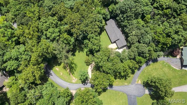 2469 Wild Valley Drive, High Ridge, MO 63049