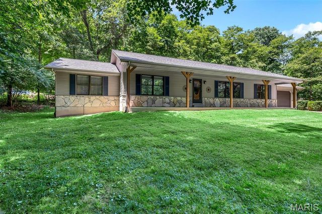2469 Wild Valley Drive, High Ridge, MO 63049