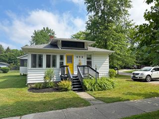 658 Allegan Street, Saugatuck City, MI 49453