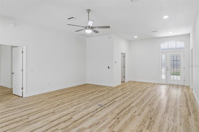 207 DESOTA COURT, The Villages, FL 32159