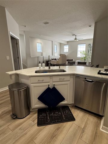 9410 GEORGIAN PARK LANE 110, Tampa, FL 33626