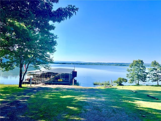 436 Bayview Circle, Knoxville, AR 72845