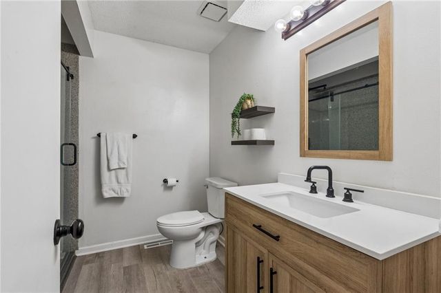 112 E Frank Street, Kearney, MO 64060