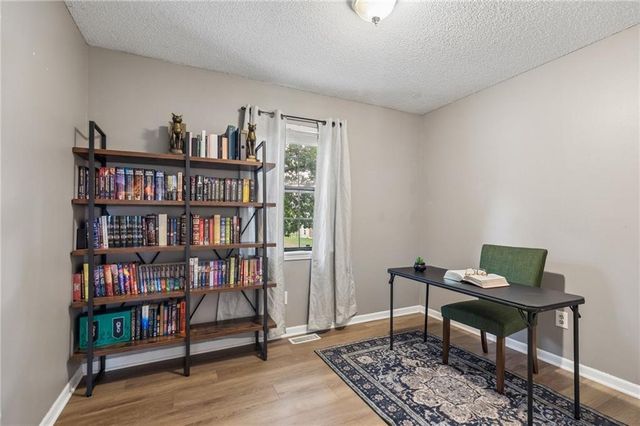 112 E Frank Street, Kearney, MO 64060