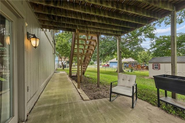 112 E Frank Street, Kearney, MO 64060