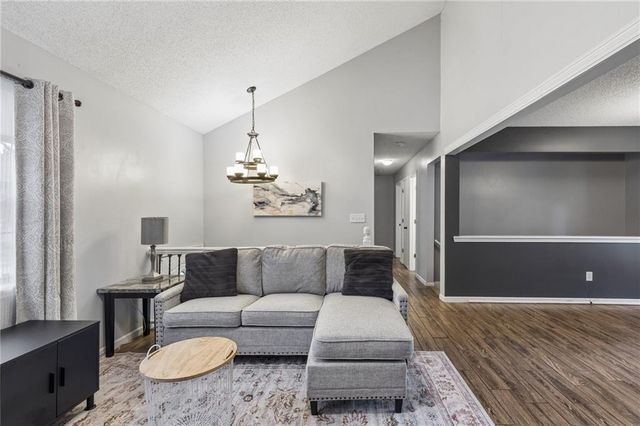 112 E Frank Street, Kearney, MO 64060